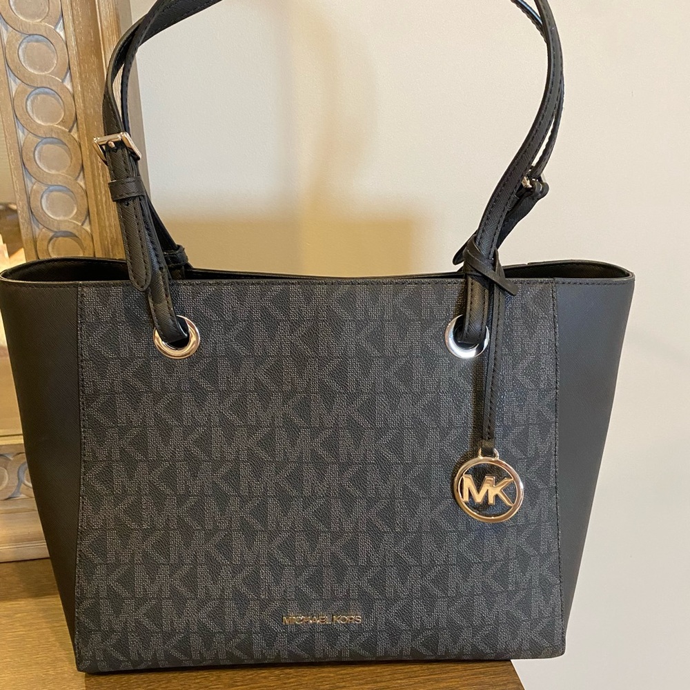 Michael Kors tote bag
